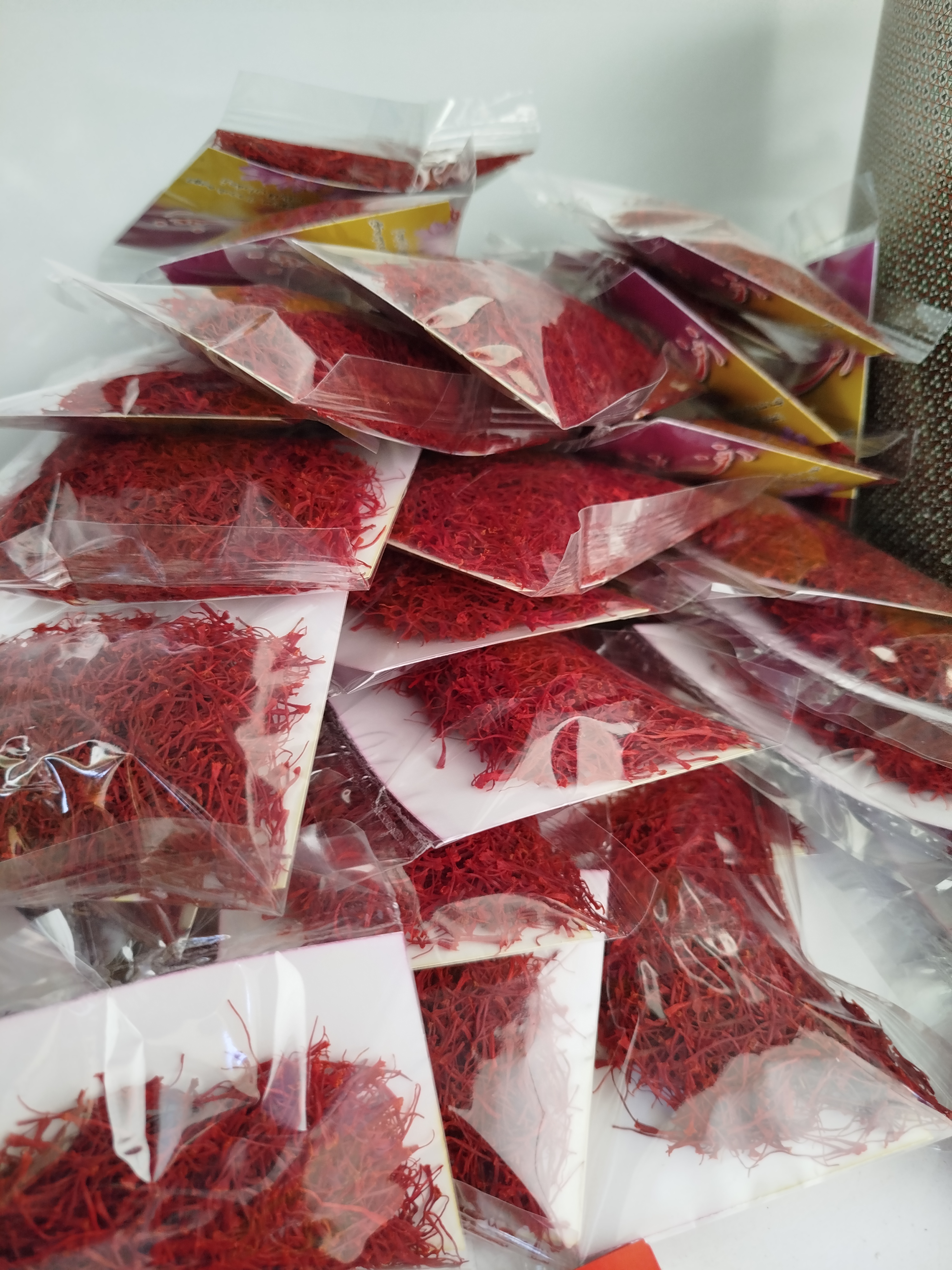 زعفران سرگل - قیمت همکاری